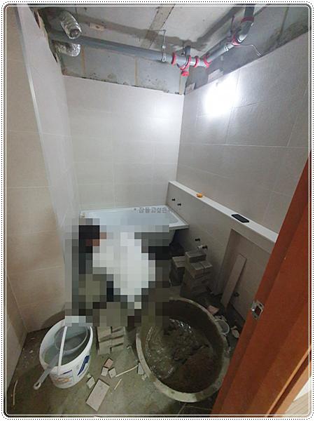 젠다이 조적을 위해 벽돌을 쌓은 모습