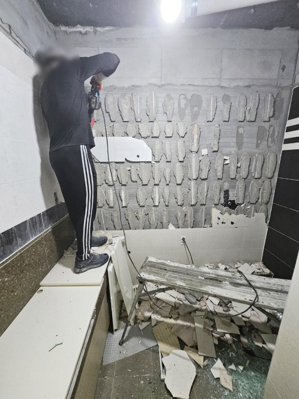작업에 사용되는 수공구와 소형 기기