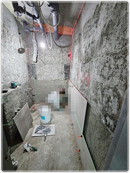 벽면 기초 작업 중인 시공 현장