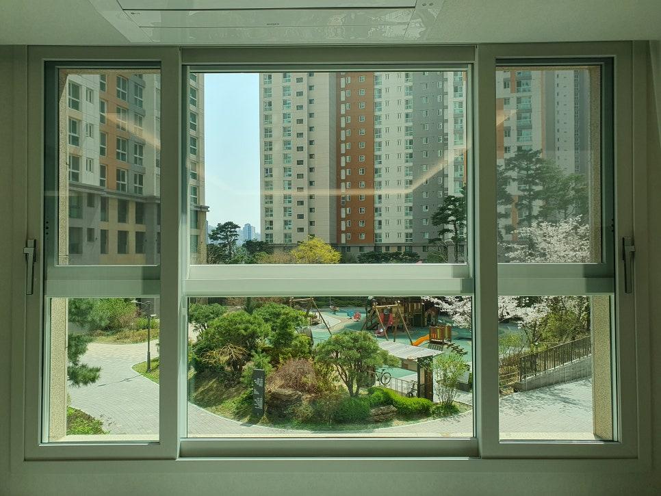 마치 사진처럼 맑게 보이는 단지 전경