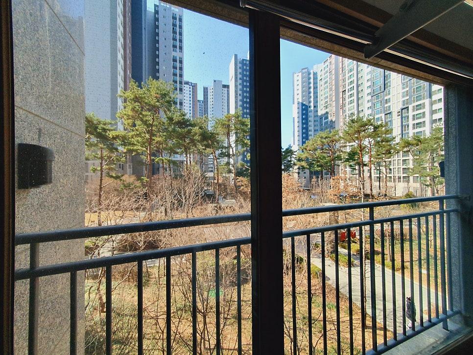 청소 후 한층 밝아진 실내 무드