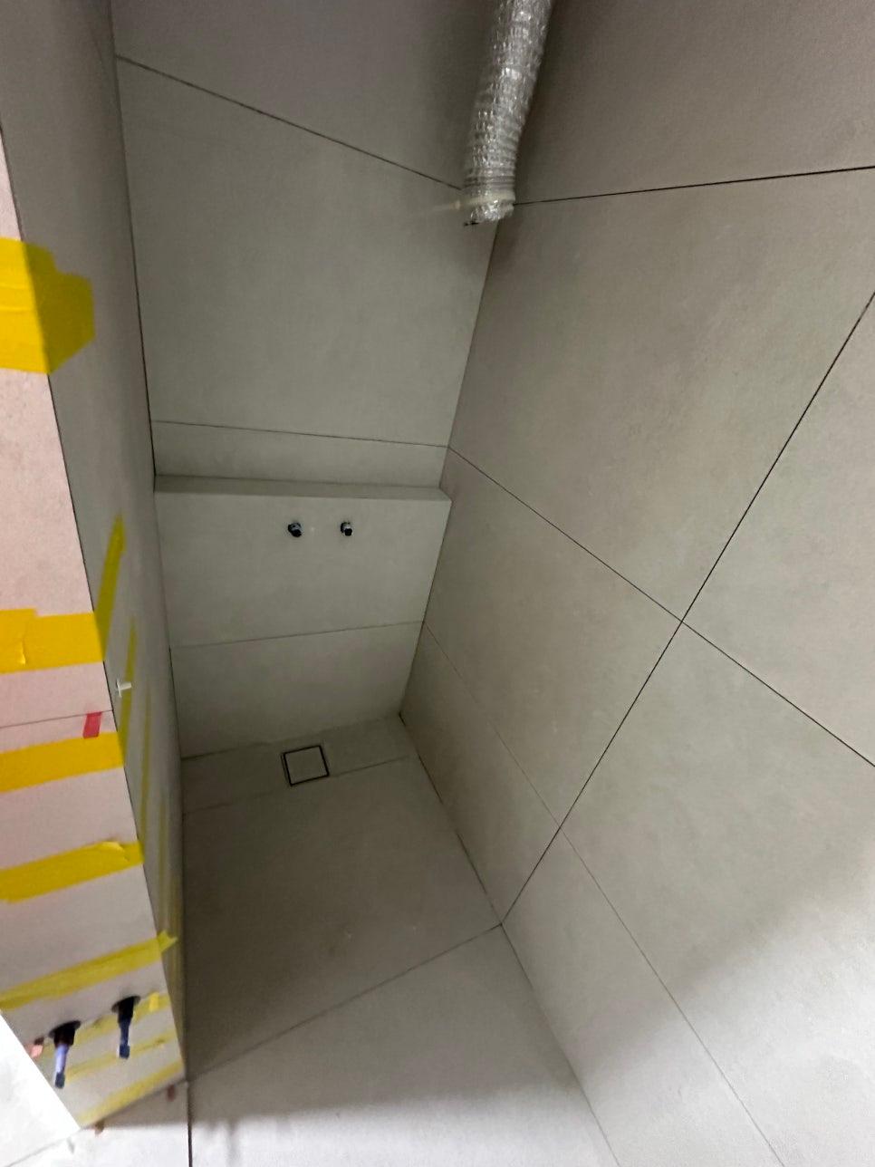 타일 삽입형 유가가 설치될 바닥 지점