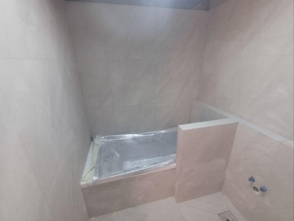 욕조 설치 위치를 잡는 과정