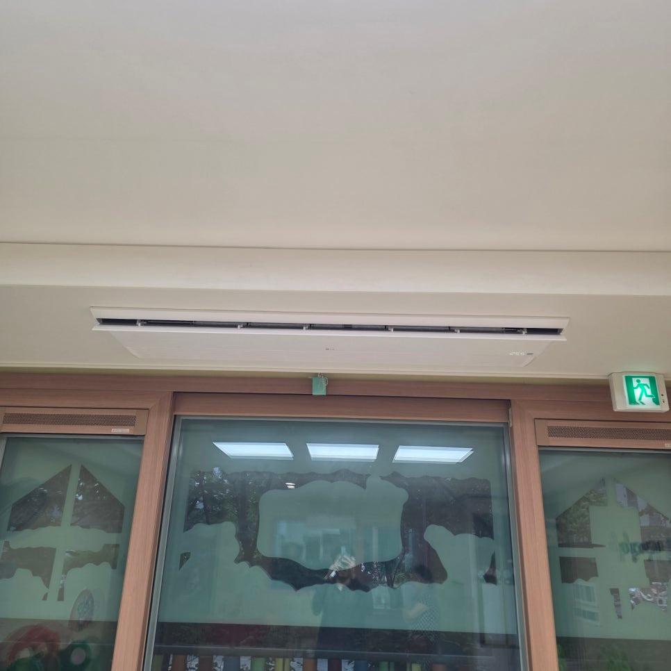 가구 배치를 고려한 실내기 위치