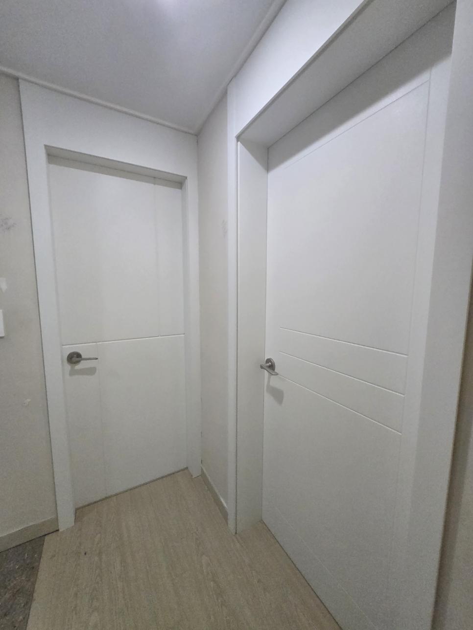 변색이 진행되었던 화장대 근접샷