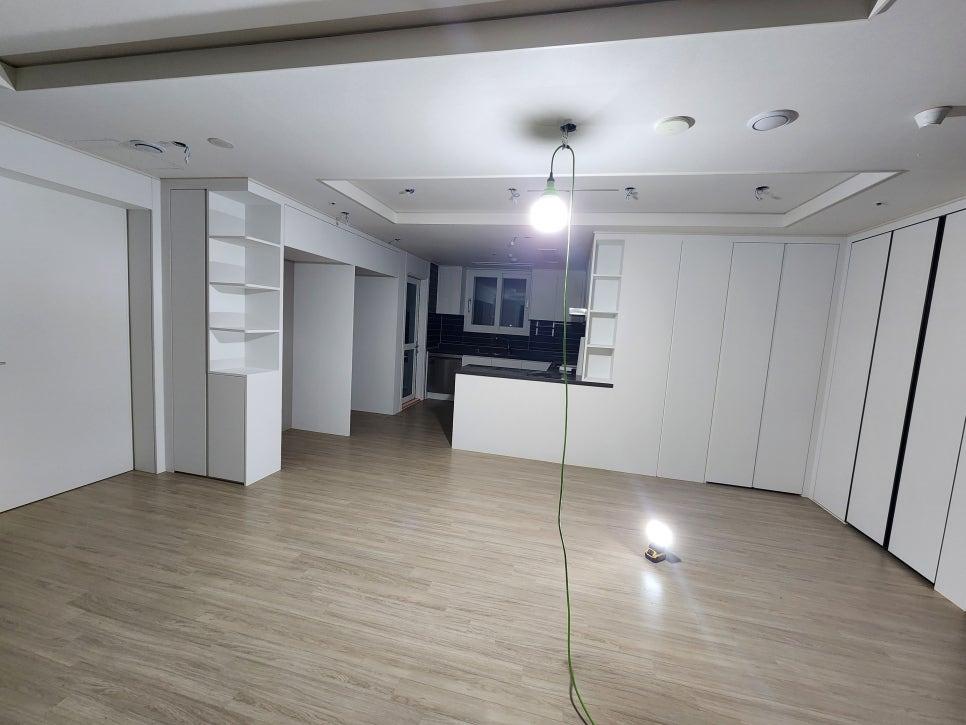 새로운 변화를 준비하던 주방 시공 중 모습