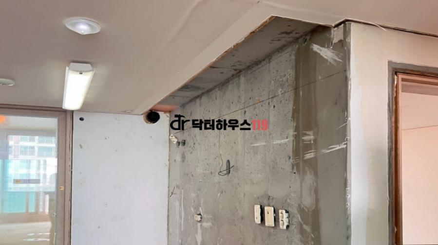 모든 철거와 기초 작업이 완료되어 안심이 되는 현장