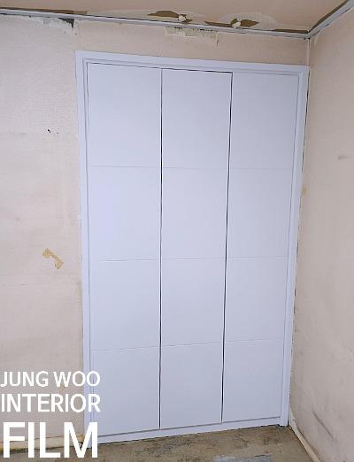 수납장 측면과 상단 마감 작업