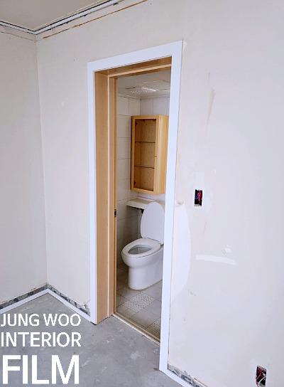 목재 수납장이 있던 화장실의 시공 과정