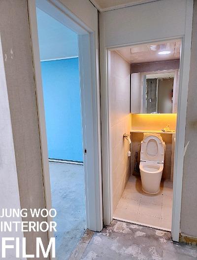 욕실 내부의 시공 과정 기록