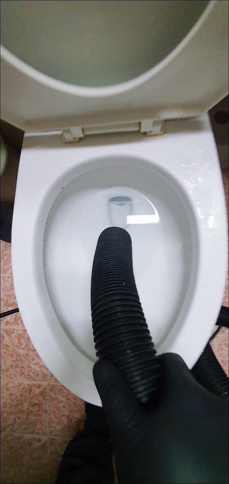 정밀한 진단을 위한 배관 작업 과정