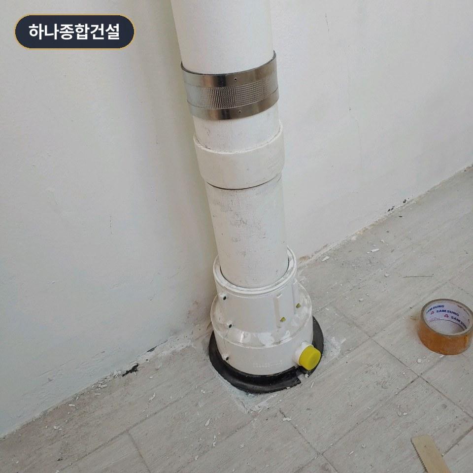 우수관 및 배수구 주변의 노후 상태 확인