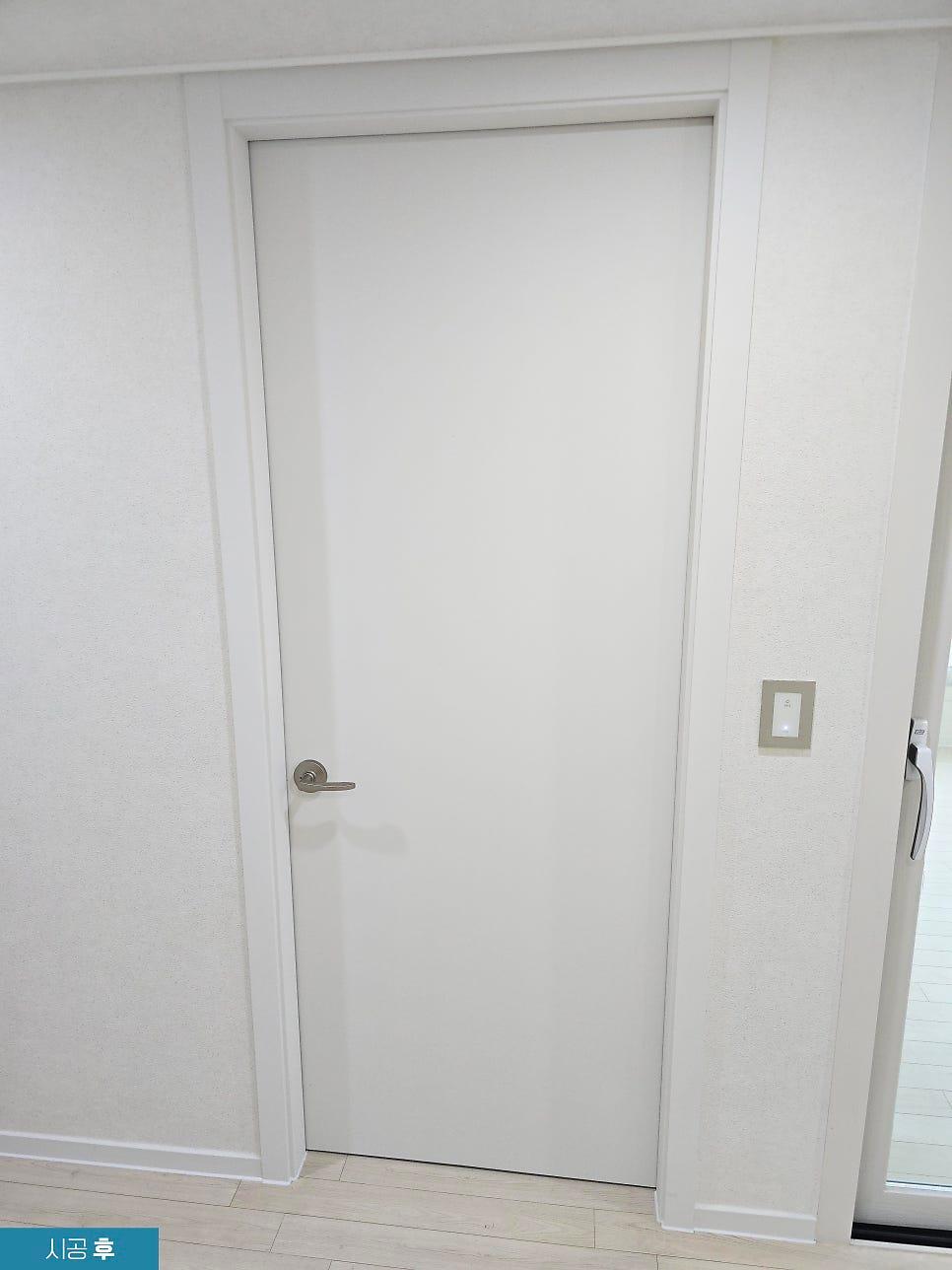 필름 시공 후 도어 하부 패널과 프레임 디테일