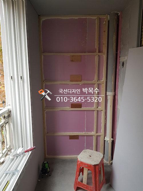 정밀 시공을 위해 사용되는 수공구의 모습