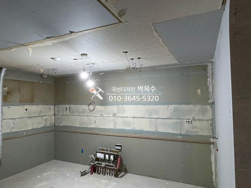 정밀 시공을 위한 수공구들의 모습