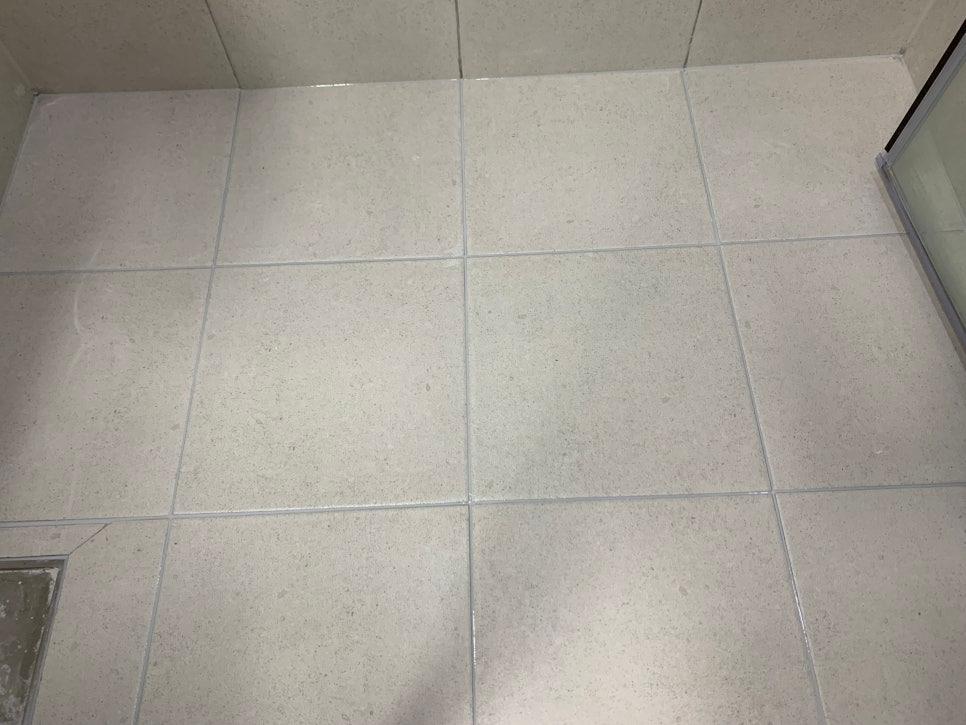 틈새 사이사이 빈틈없는 시공 상태