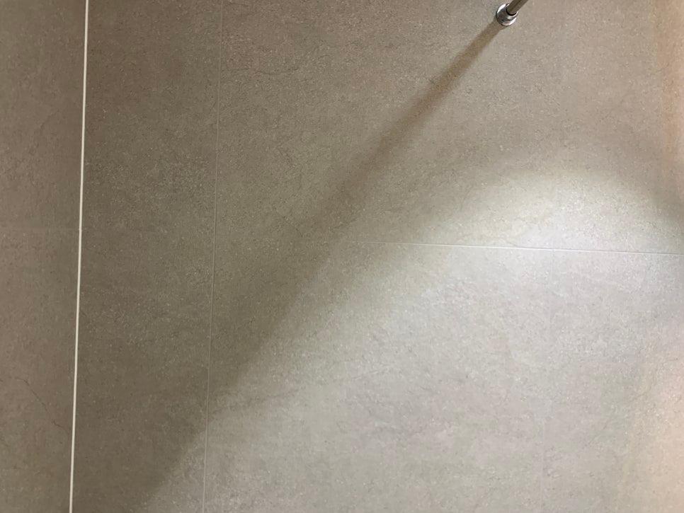 수전 주변의 세밀한 면처리 과정