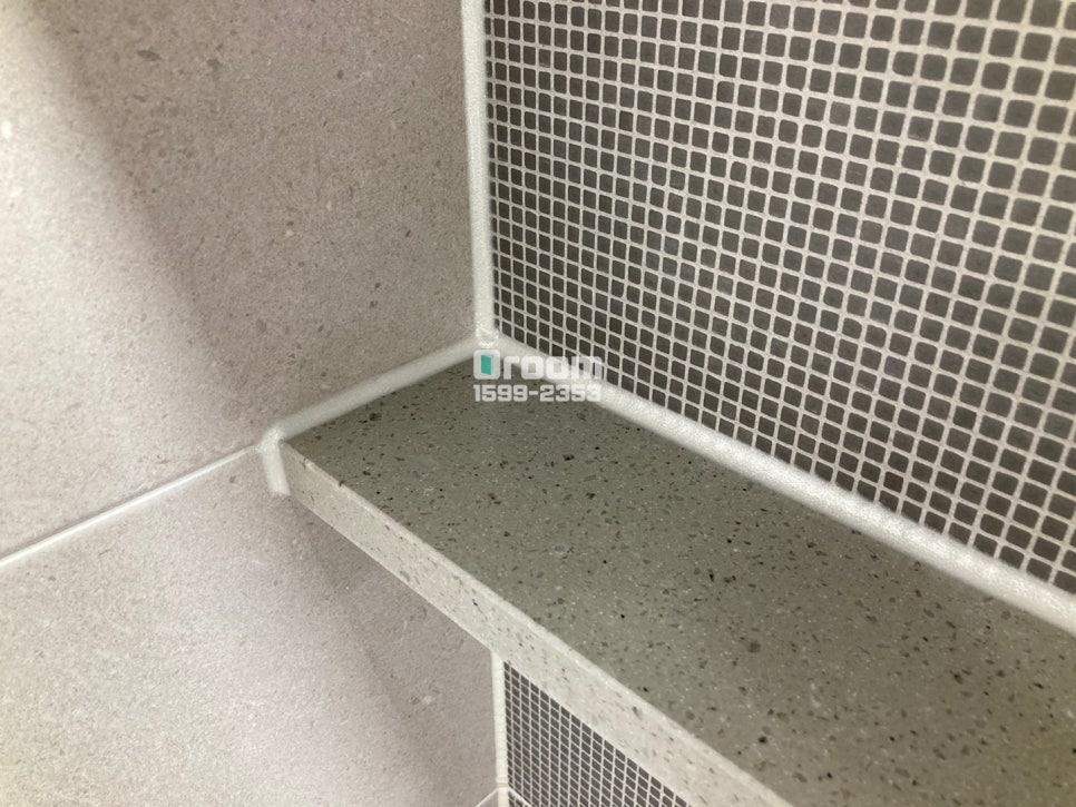 금속 망 필터에 남은 기름때 오염