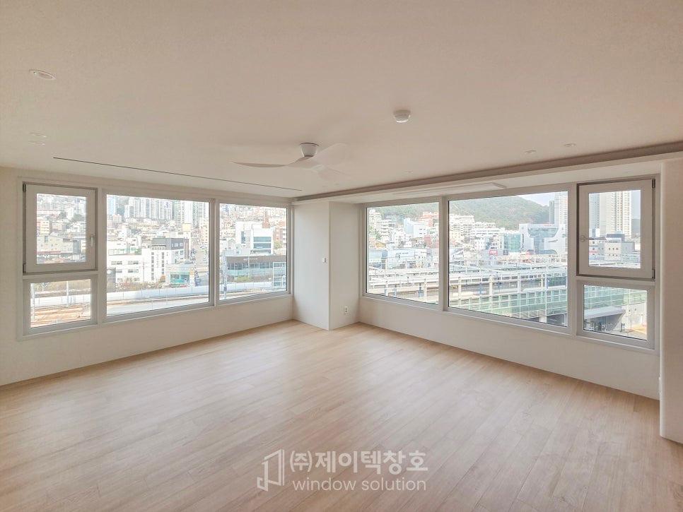 부드러운 사용감이 느껴지는 프리미엄 시스템 창호