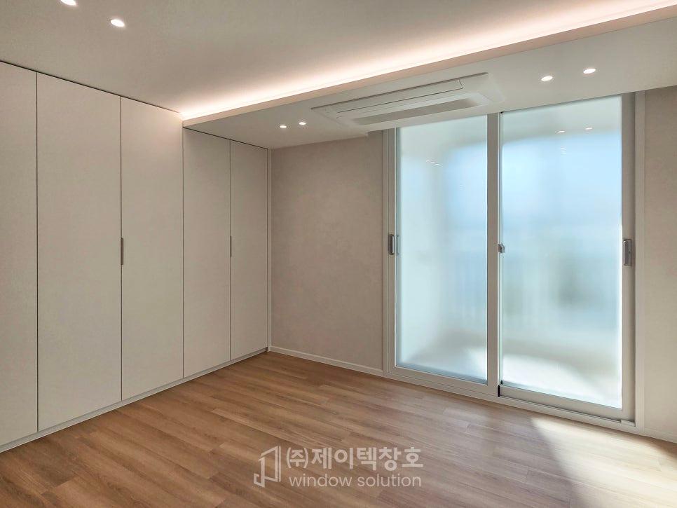 실외기 열기가 잘 빠져나가는 루버창 디테일
