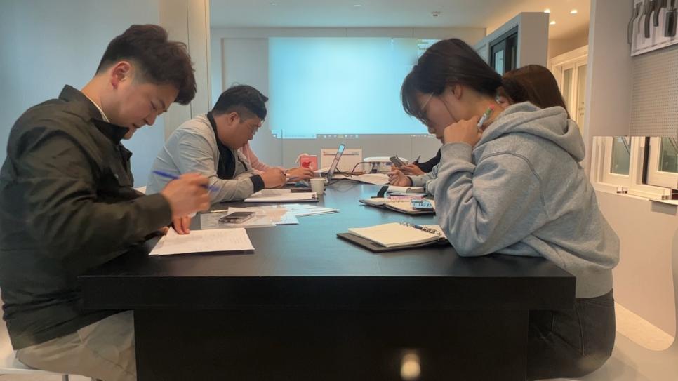 현장에서 촬영한 사진
