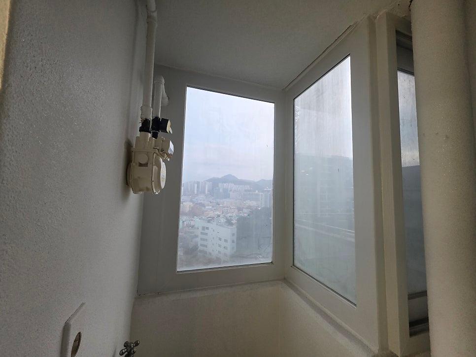 맞춤형으로 시공된 세탁실 창호