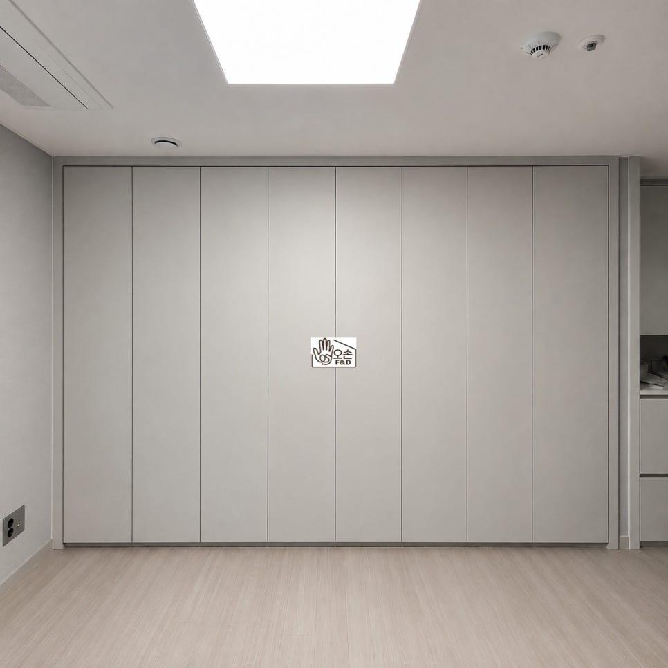 매끄러운 표면의 불투명 도어 패널 마감