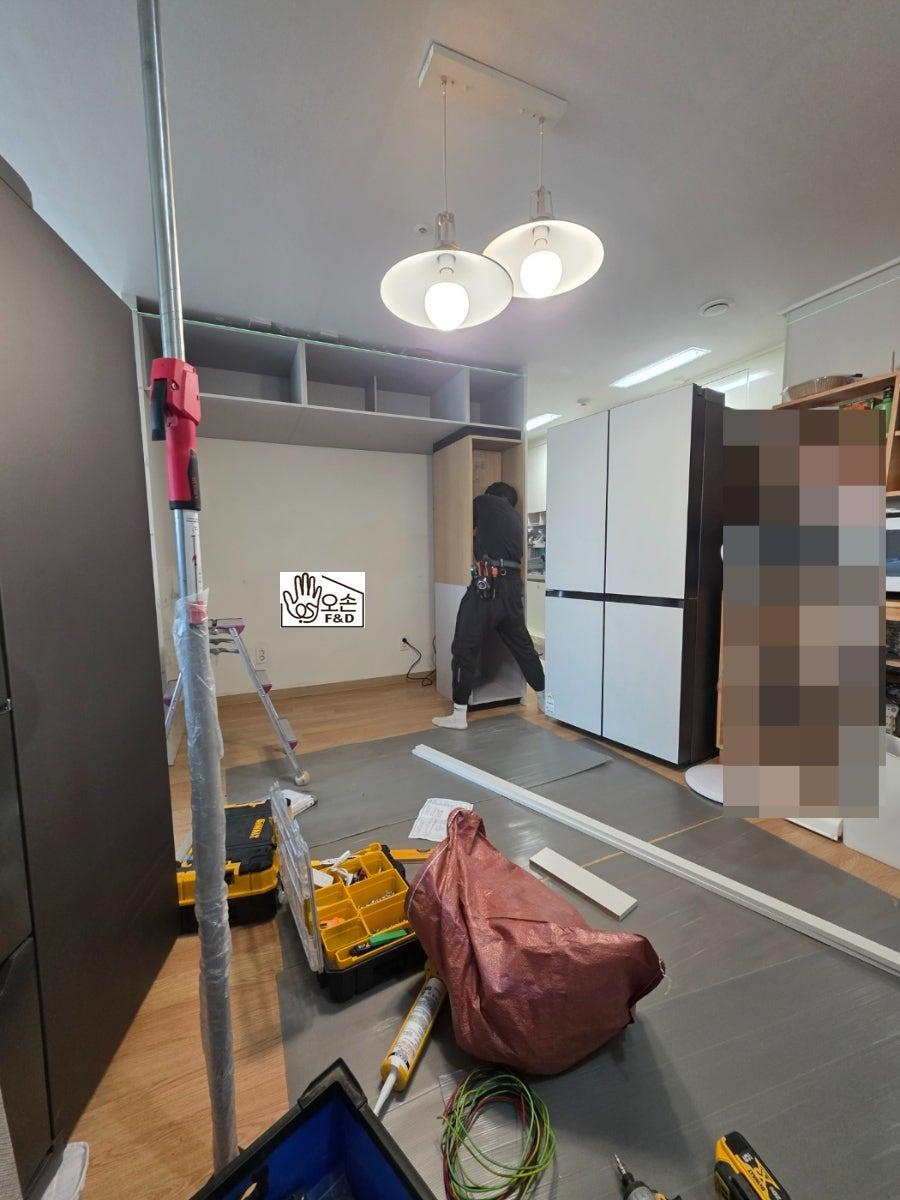 가구의 라인을 잡기 위해 집중하던 시간