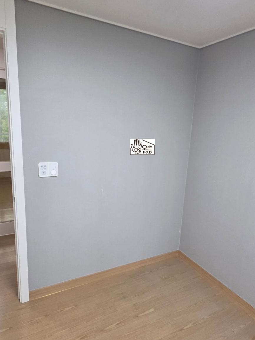 부드러운 레일이 적용된 밥솥장 상세 모습
