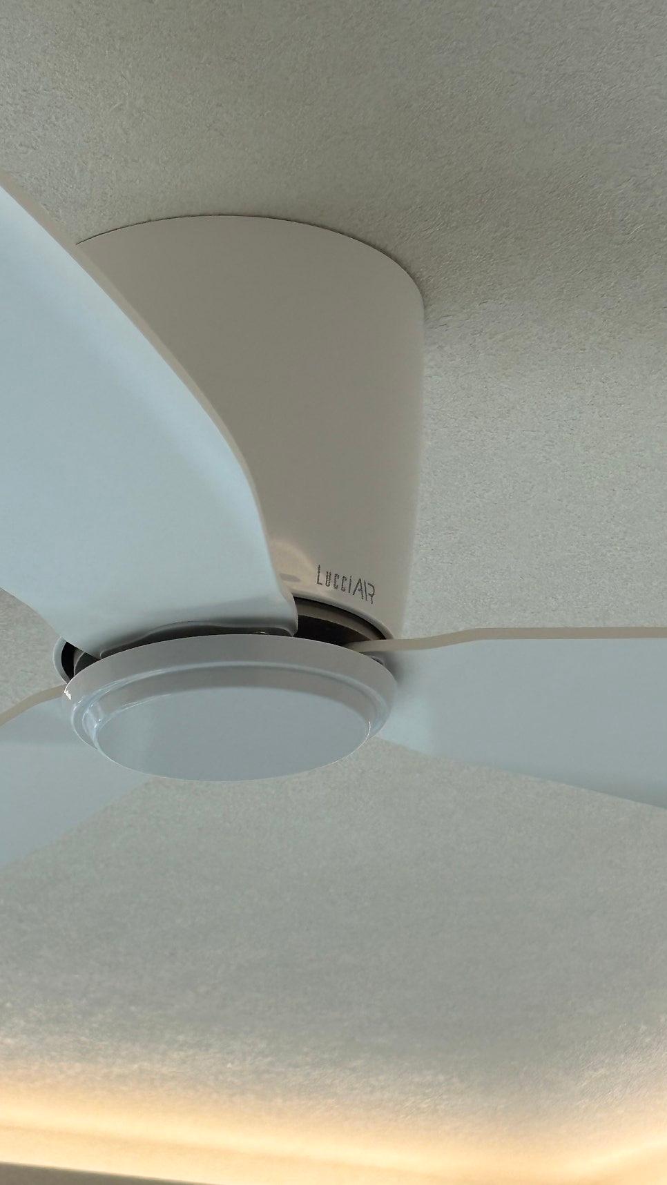 정갈하게 마무리된 집 내부