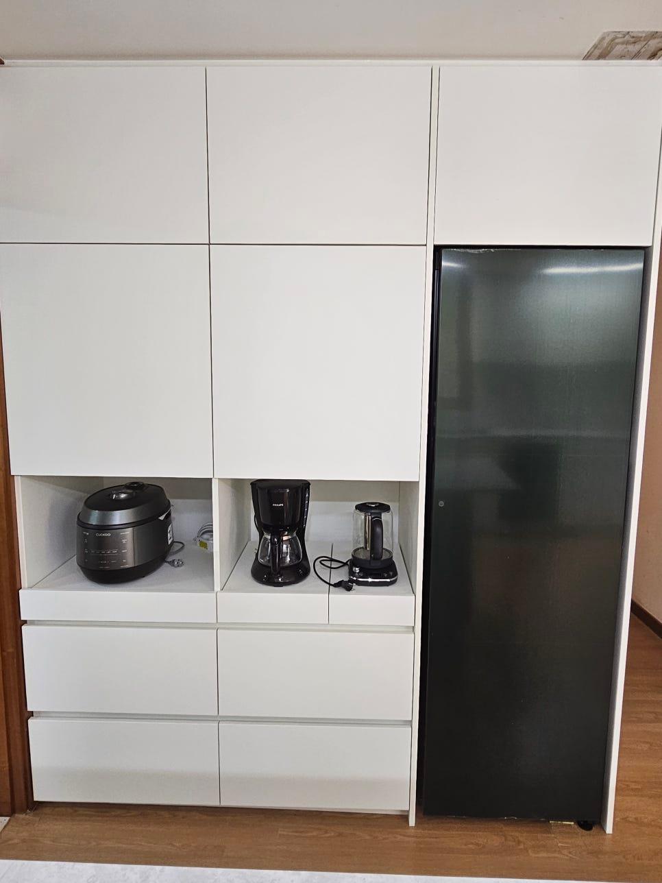 모든 가전이 제 자리를 찾은 완벽한 주방의 일상
