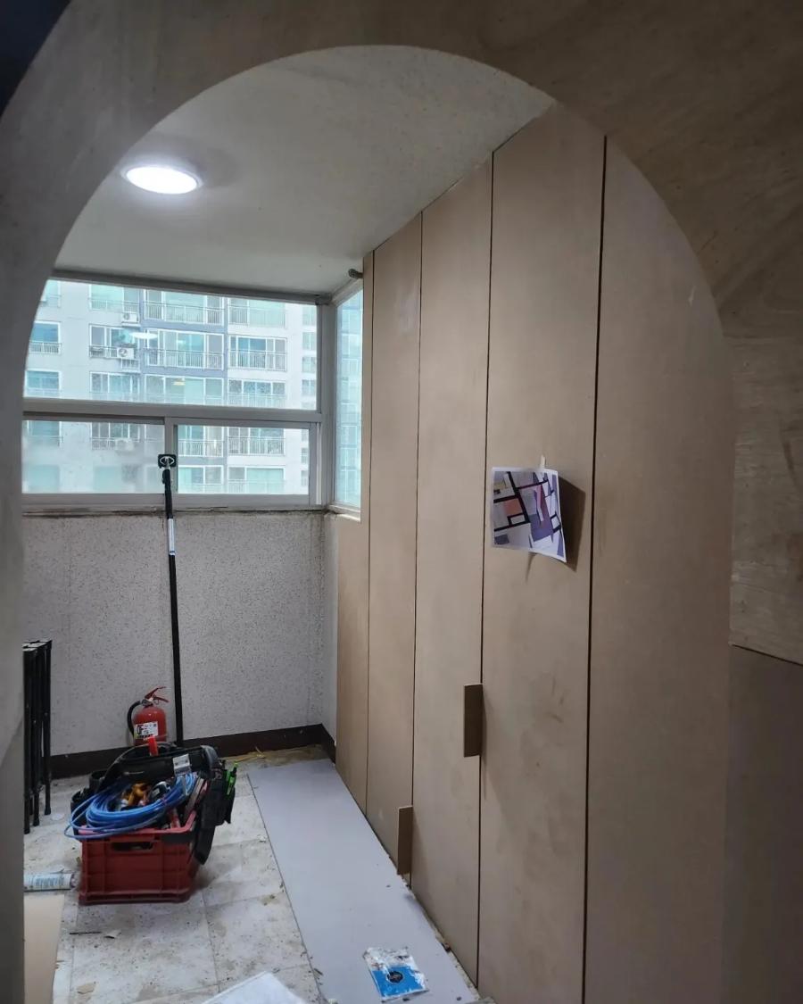 모든 공정이 마무리된 깔끔한 마감 상태