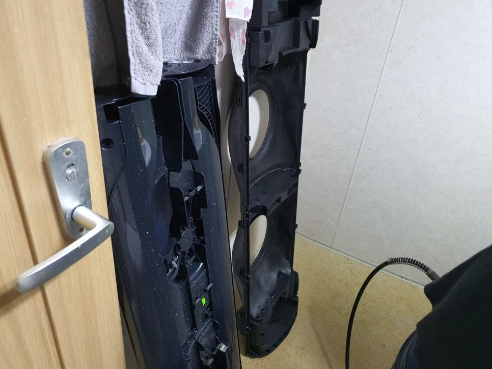 기름때가 엉겨 붙은 레인지후드 하부 망 필터
