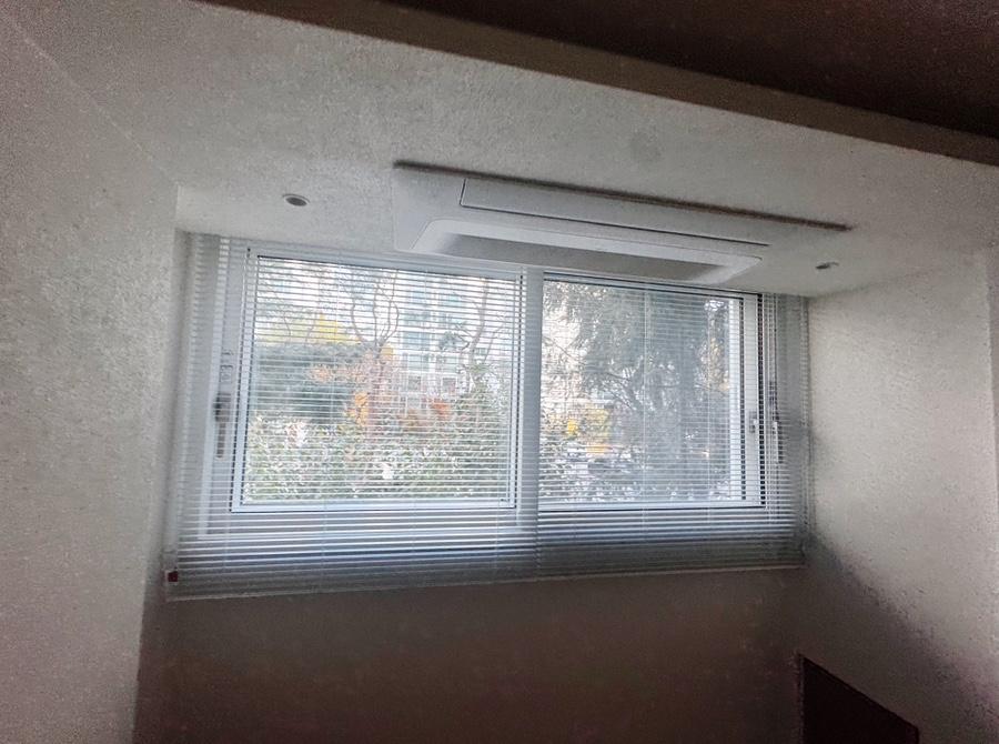 주방 인테리어와 조화를 이루는 설치 모습