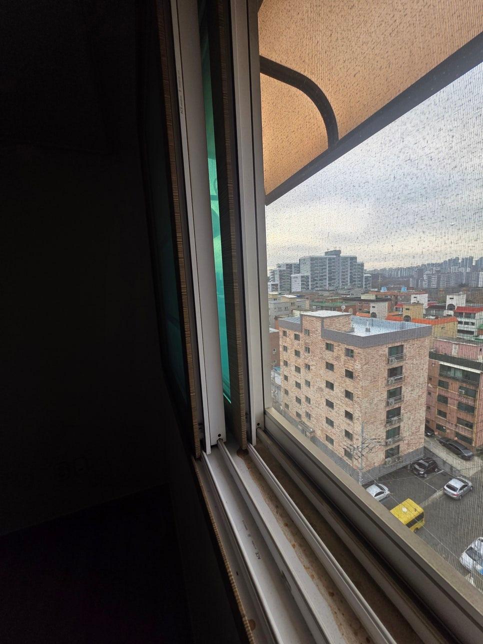 깨끗하게 변한 화장실 내부