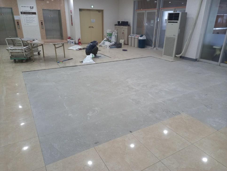 작업에 사용되는 수공구 근접 사진