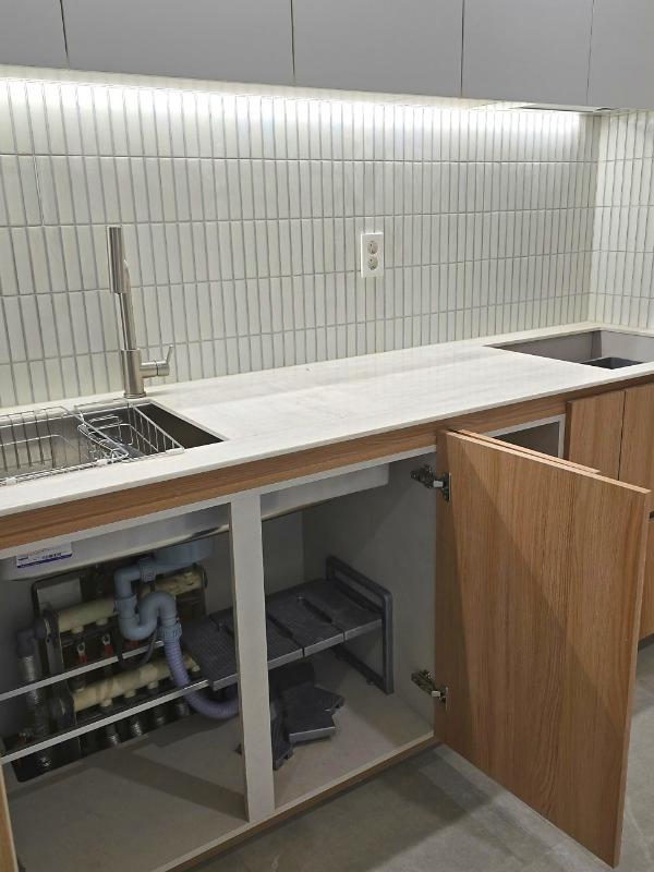 내추럴 우드 도어 인테리어 시공 사진 · 한솔 베이네츄럴오크