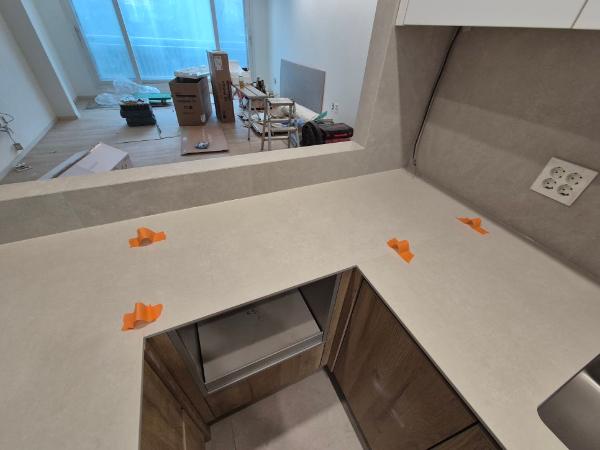 콘크리트 탄성코트 인테리어 시공 사진 · 세라믹 아이보리 콘크리트