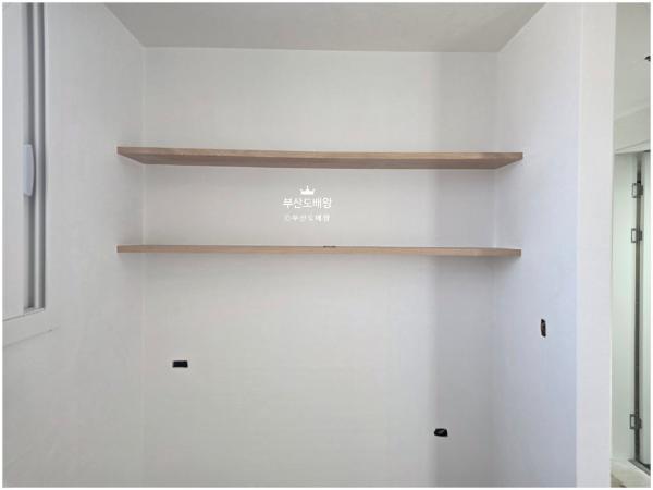 퓨어화이트 도배 인테리어 시공 사진 · 디아망 퓨어화이트
