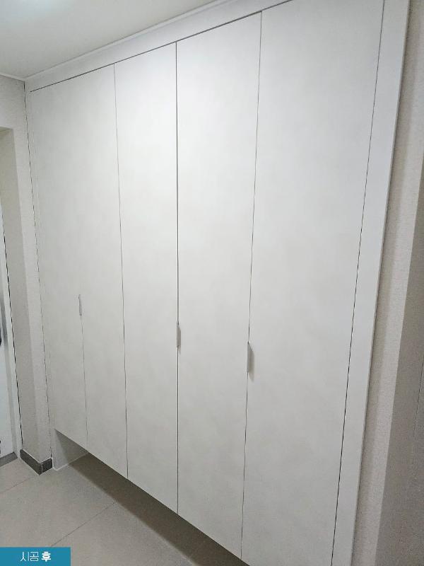 화이트 주방상판 인테리어 시공 사진 · 영림 화이트스톤
