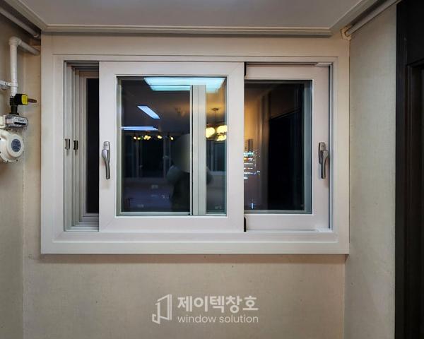 그린·세이지 유리·거울 인테리어 시공 사진 · 두께 26T 투명+투명, 로이+그린 유리