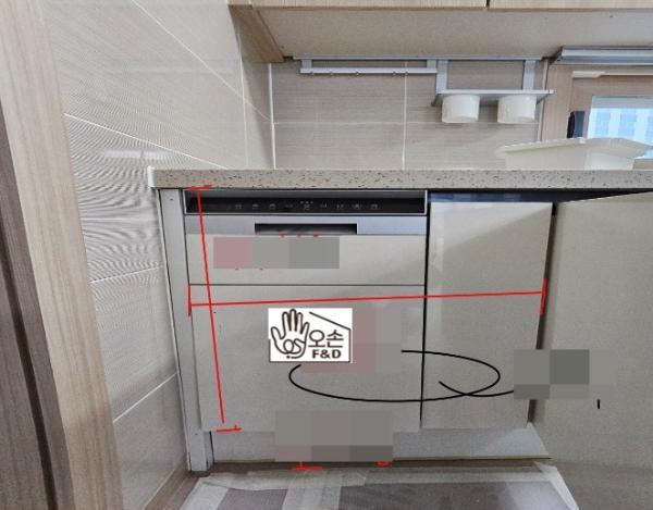크림·아이보리 필름 인테리어 시공 사진 · 매트밀크화이트