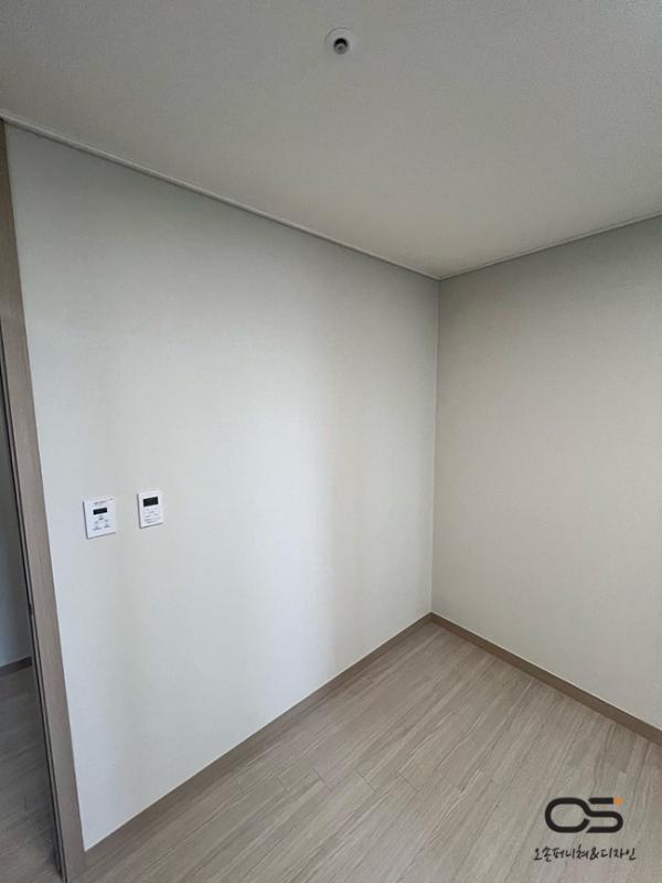 화이트 기타 인테리어 시공 사진 · 화이트 톤