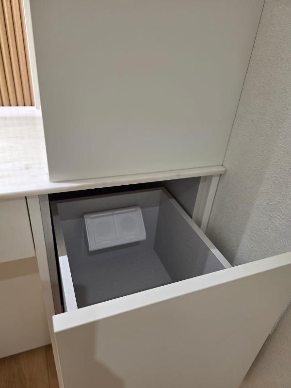 화이트 도어 인테리어 시공 사진 · 한솔 도브화이트 도어