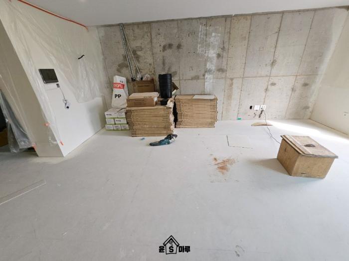 450x900mm 초광폭 사이즈로 완성한 SPC 돌마루 에디톤 | 40평 빌라