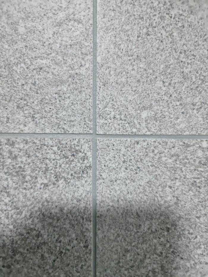 1.5mm 스페이서로 맞춘 줄눈 간격과 조적욕조 케라폭시 마감 | 광교 중흥S클레스