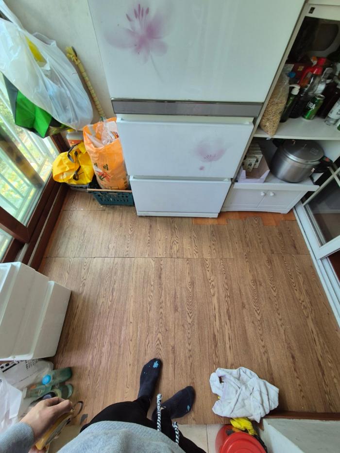 베란다 바닥 높이를 폴딩도어와 맞추기 위한 조적 및 600각 타일 시공 | 기흥구 민속마을 신창미션힐
