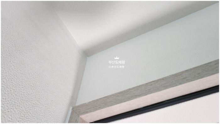 목공 없이 구현한 무몰딩과 무걸레받이의 정교함 | 해운대 좌동 롯데 4차
