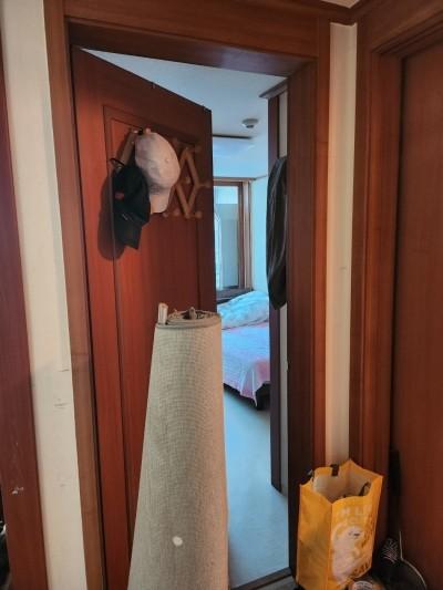 방화문부터 섀시까지 톤을 맞춘 필름 리폼 | 구로 삼성 레미안