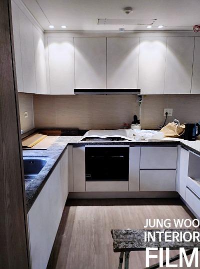 신발장부터 주방 가구까지 톤을 맞춘 필름 리폼 | 김포 한강파크 아이유쉘